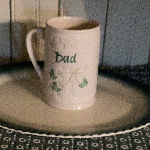 Belleek Ireland mugs for “MUM” and “DAD”. - Picture 5 of 8